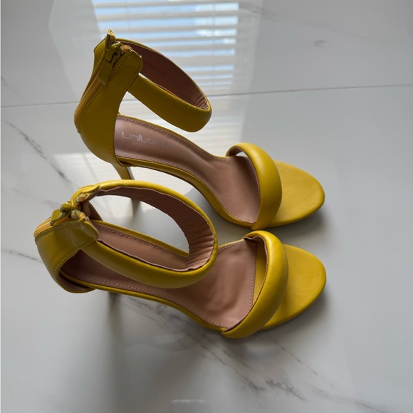 Yellow Open-Toe Sandals - Picture 2 of 3